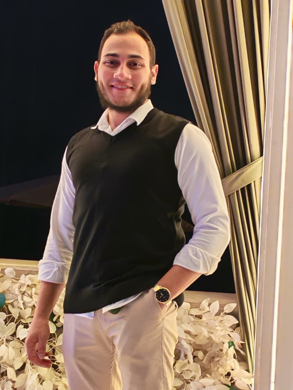 Saif Nashaat speaking at event